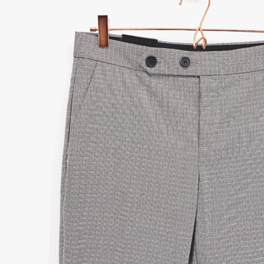 Banana Republic Logan Trouser - Picture 2 of 8